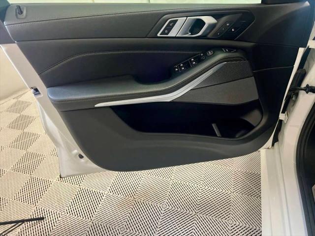 2020 BMW X5 M50i
