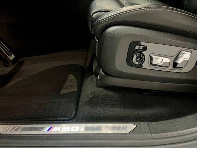 2020 BMW X5 M50i