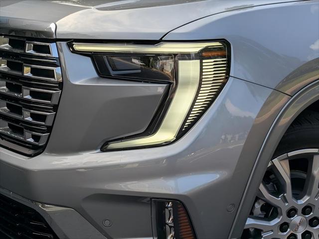 2026 GMC Acadia FWD Denali