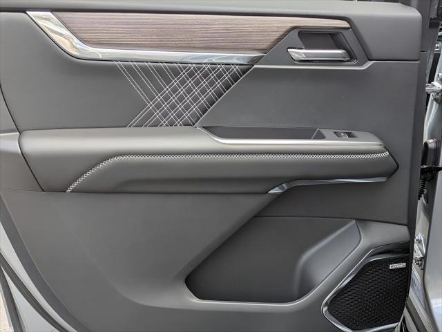 2026 GMC Acadia FWD Denali