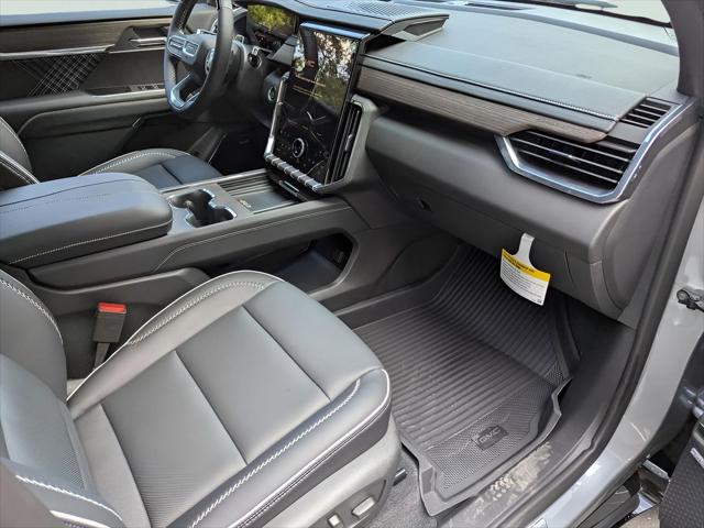 2026 GMC Acadia FWD Denali