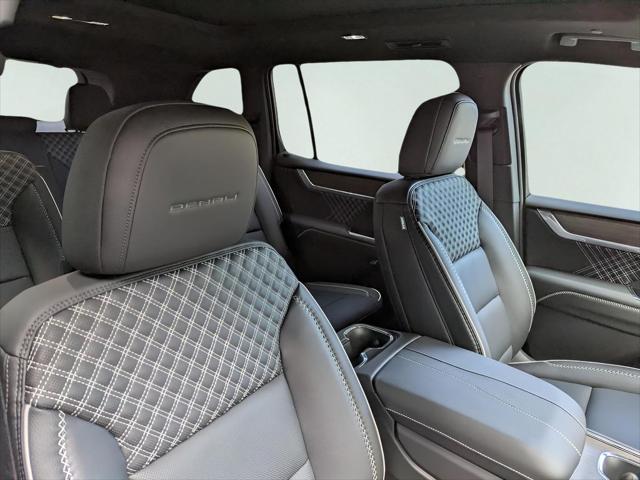 2026 GMC Acadia FWD Denali