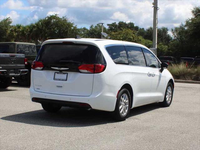 2026 Chrysler Voyager VOYAGER LX