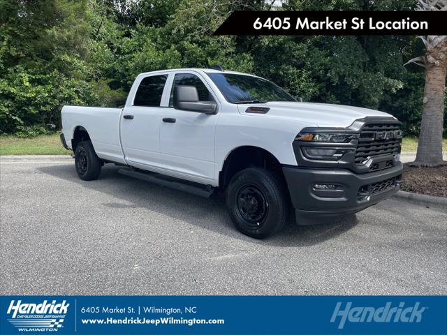 2025 RAM 2500 Tradesman Crew Cab 4x4 8 Box