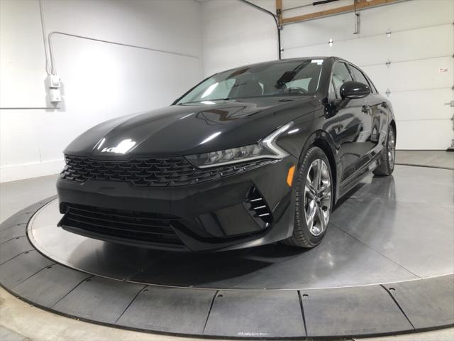 2022 Kia K5 EX
