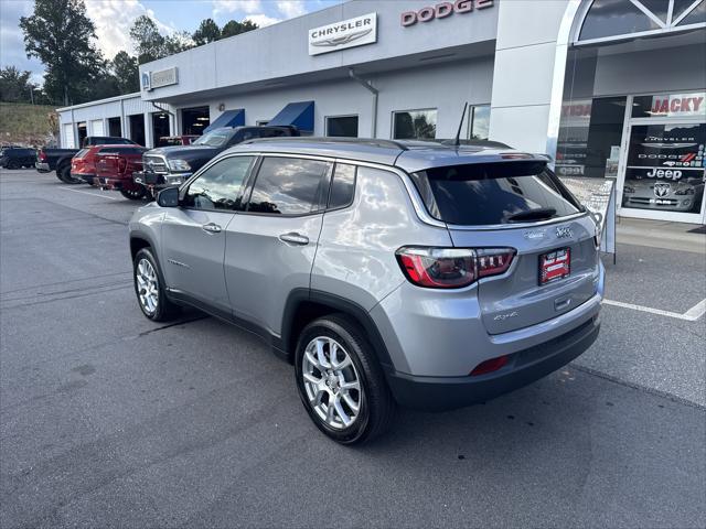 2023 Jeep Compass Latitude Lux FWD