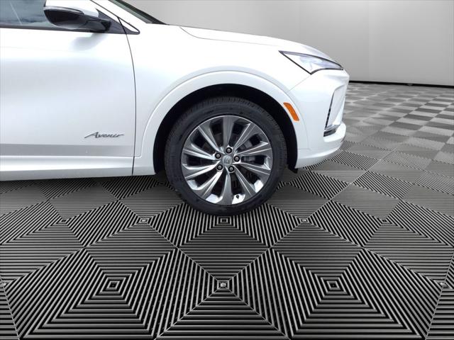 2025 Buick NV Avenir FWD