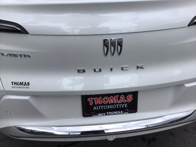 2025 Buick NV Avenir FWD