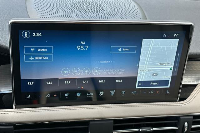 2025 Lincoln Corsair Premiere