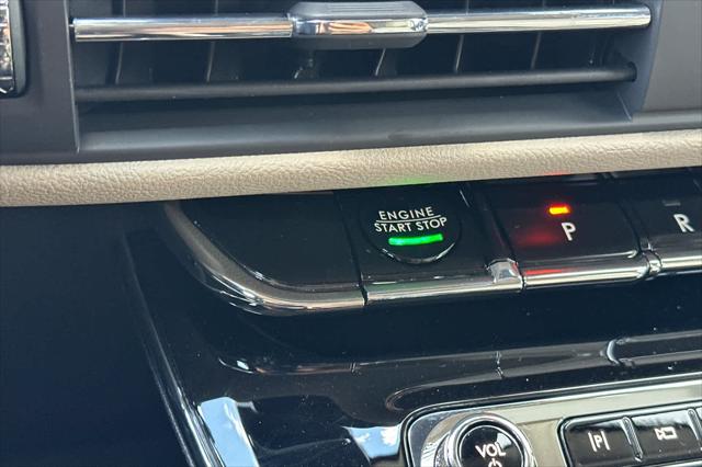 2025 Lincoln Corsair Premiere