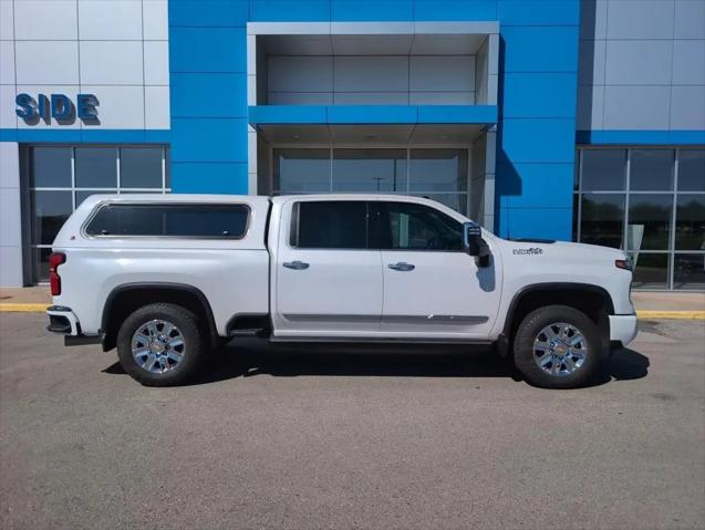 2024 Chevrolet Silverado 3500HD 4WD Crew Cab Standard Bed High Country for sale in Berlin, WI