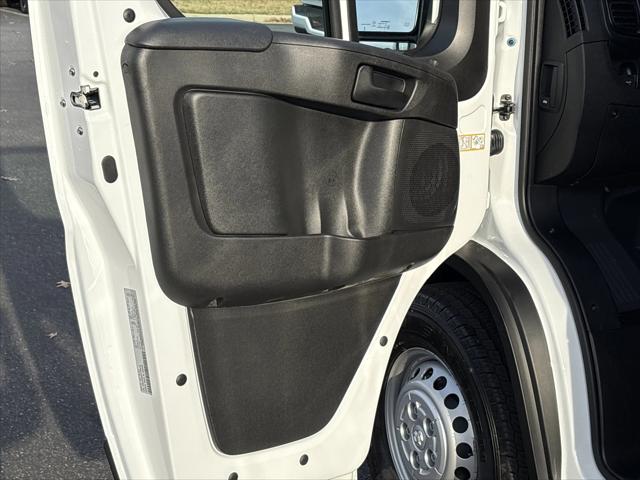 2026 Ram ProMaster Cargo Van Tradesman High Roof 136" WB w/Pass Seat