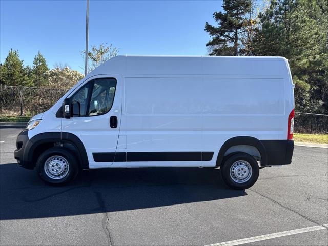 2026 Ram ProMaster Cargo Van Tradesman High Roof 136" WB w/Pass Seat