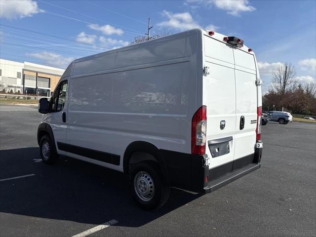 2026 Ram ProMaster Cargo Van Tradesman High Roof 136" WB w/Pass Seat