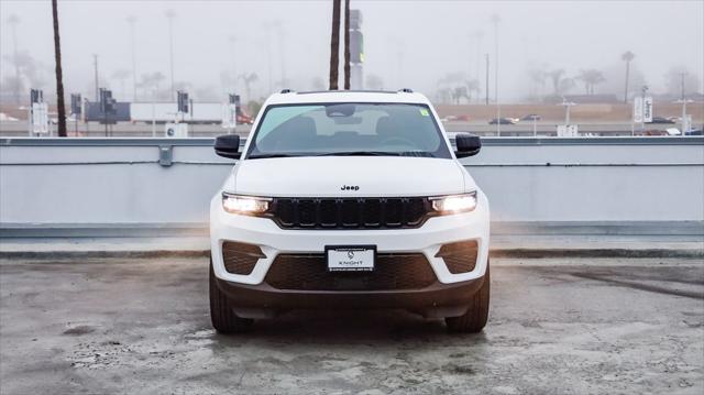 2025 Jeep Grand Cherokee GRAND CHEROKEE ALTITUDE X 4X4