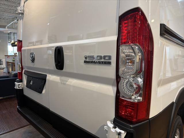2026 Ram ProMaster Cargo Van Tradesman Low Roof 136" WB w/Pass Seat