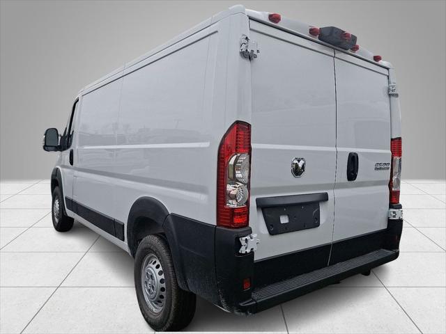 2026 Ram ProMaster Cargo Van Tradesman Low Roof 136" WB w/Pass Seat
