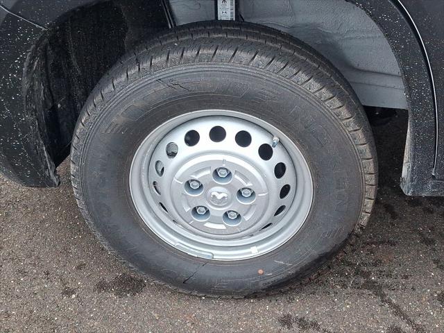 2026 Ram ProMaster Cargo Van Tradesman Low Roof 136" WB w/Pass Seat