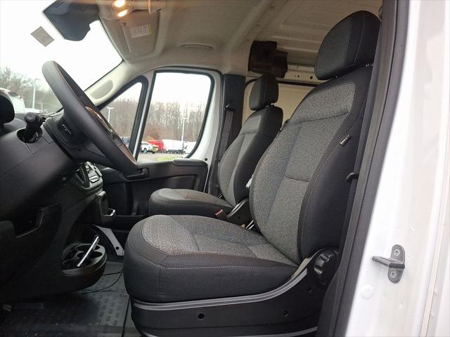2026 Ram ProMaster Cargo Van Tradesman Low Roof 136" WB w/Pass Seat
