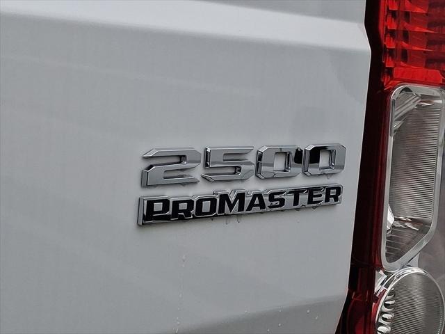 2026 Ram ProMaster Cargo Van Tradesman Low Roof 136" WB w/Pass Seat