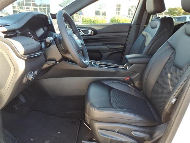 2026 Jeep Compass COMPASS LATITUDE ALTITUDE 4X4 2026 Jeep Compass COMPASS LATITUDE ALTITUDE 4X4