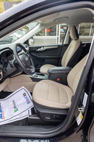 2021 Ford Escape SE Hybrid
