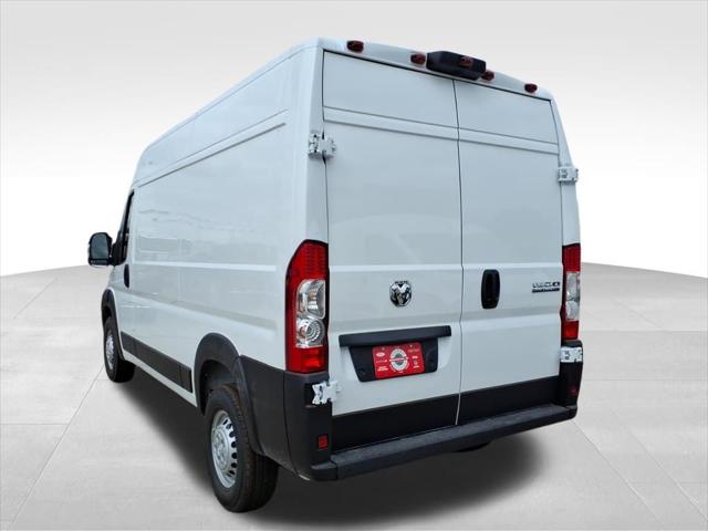 2026 RAM ProMaster Cargo Van Tradesman
