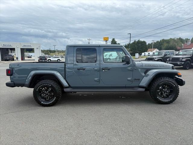 2025 Jeep Gladiator GLADIATOR HIGH TIDE 4X4 2025 Jeep Gladiator GLADIATOR HIGH TIDE 4X4