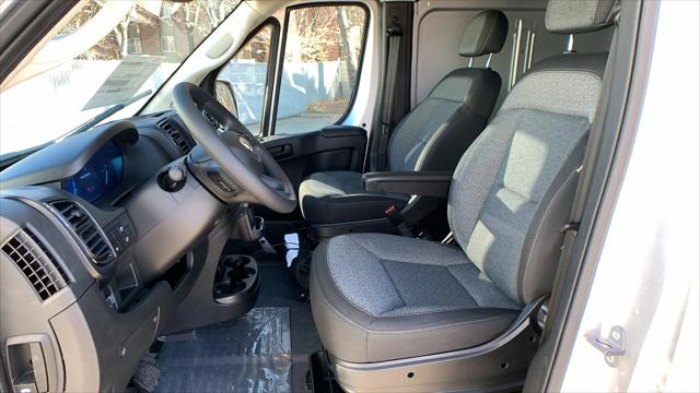 2026 Ram ProMaster Cargo Van Tradesman High Roof 136" WB w/Pass Seat
