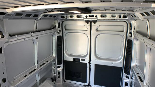 2026 Ram ProMaster Cargo Van Tradesman High Roof 136" WB w/Pass Seat