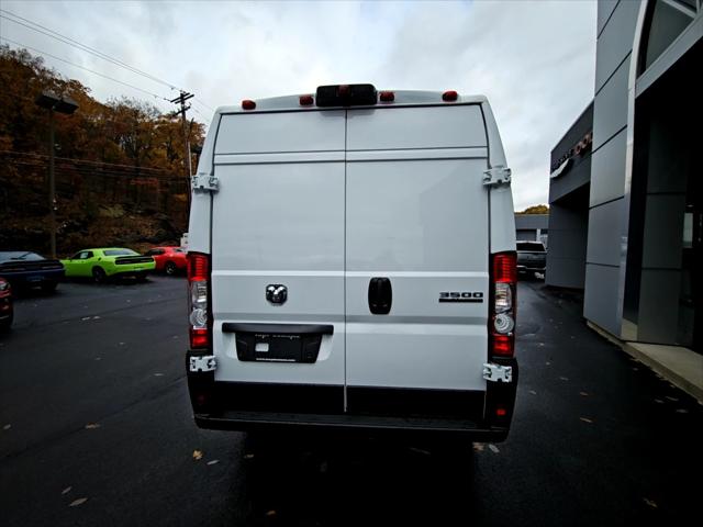 2026 Ram ProMaster Cargo Van Tradesman High Roof 136" WB w/Pass Seat