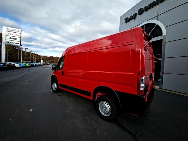 2026 Ram ProMaster Cargo Van Tradesman High Roof 136" WB w/Pass Seat