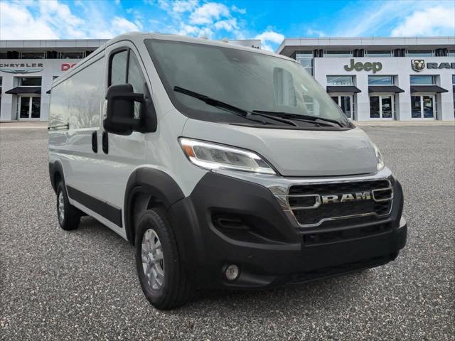 2026 RAM Ram ProMaster RAM PROMASTER 1500 SLT CARGO VAN LOW ROOF 136 WB
