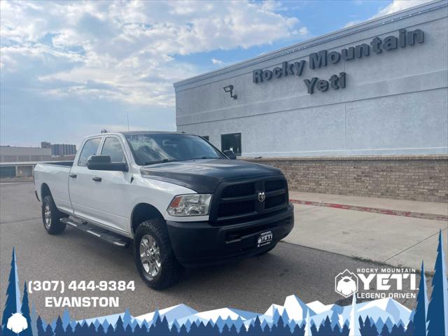 2017 RAM 2500 Tradesman Crew Cab 4x4 8 Box 2017 RAM 2500 Tradesman Crew Cab 4x4 8 Box
