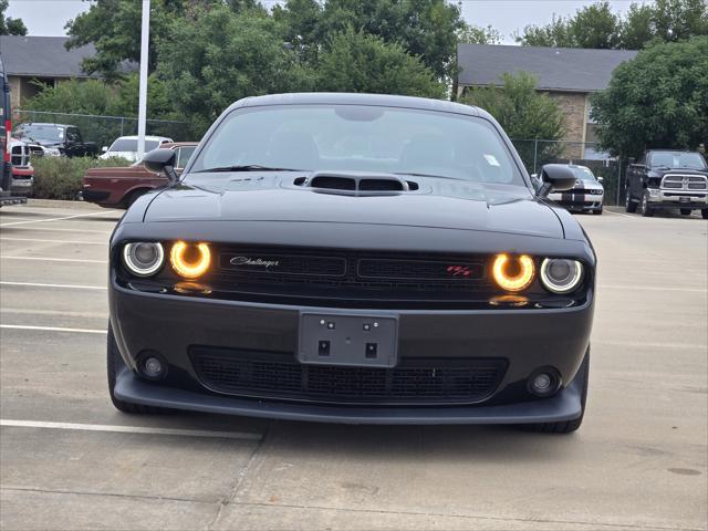2018 Dodge Challenger 392 Hemi Scat Pack Shaker