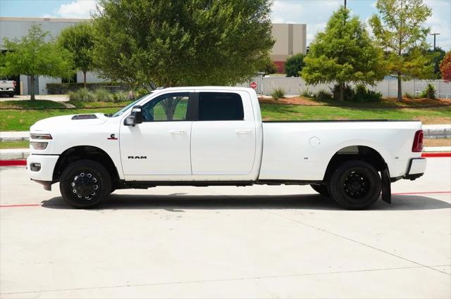2025 RAM 3500 Laramie Crew Cab 4x4 8 Box