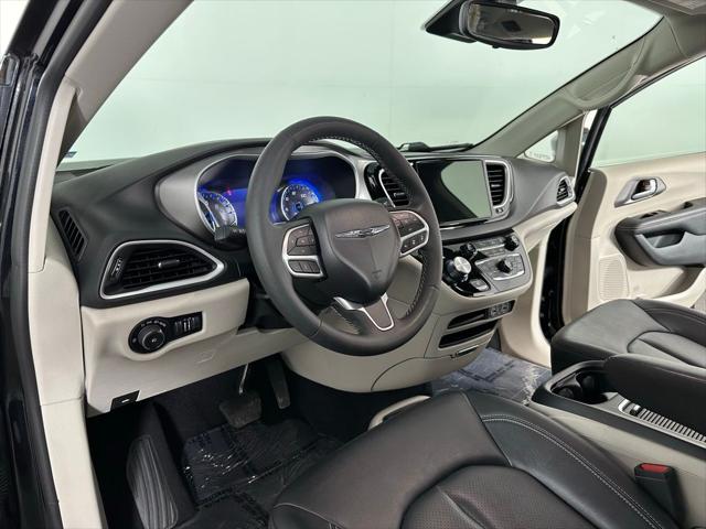 2024 Chrysler Pacifica Touring L 2024 Chrysler Pacifica Touring L