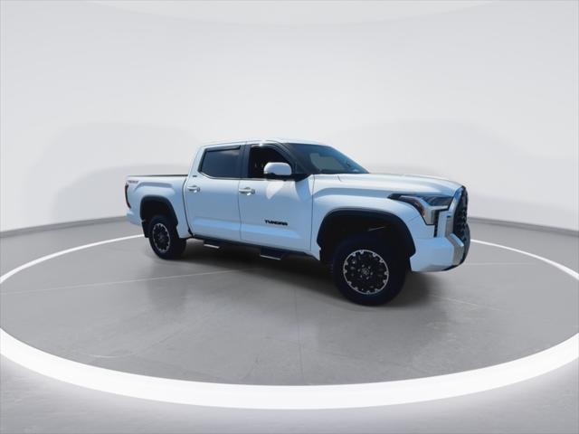 2025 Toyota Tundra SR5 4WD