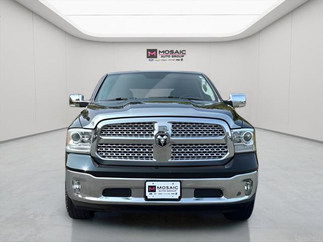 2017 RAM 1500 Laramie Crew Cab 4x4 57 Box 2017 RAM 1500 Laramie Crew Cab 4x4 57 Box