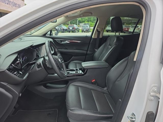 2023 Buick Envision Essence FWD