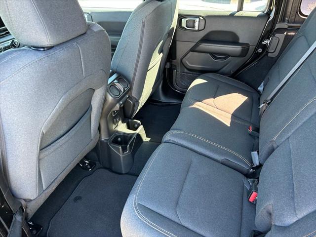 2024 Jeep Wrangler 4-Door Sahara 4x4