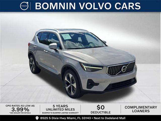 2023 Volvo XC40 B5 Plus Bright Theme 2023 Volvo XC40 B5 Plus Bright Theme