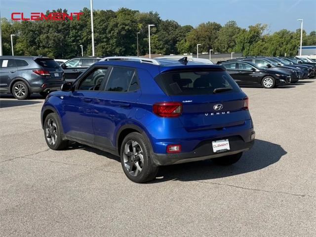 2022 Hyundai Venue Limited 2022 Hyundai Venue Limited