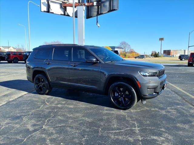 2023 Jeep Grand Cherokee L Altitude 4x4 2023 Jeep Grand Cherokee L Altitude 4x4