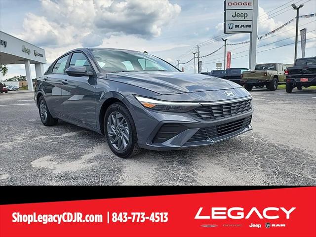 2024 Hyundai Elantra SEL 2024 Hyundai Elantra SEL