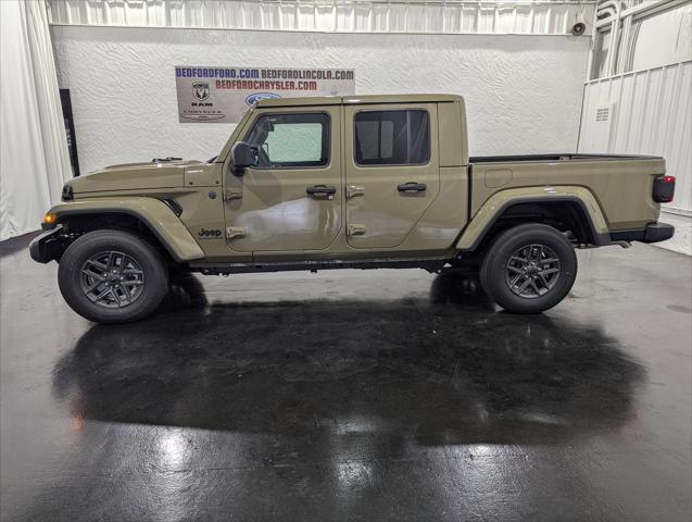 2025 Jeep Gladiator GLADIATOR SPORT S 4X4