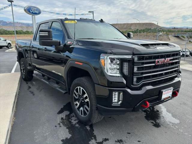 2023 GMC Sierra 2500HD 4WD Crew Cab Standard Bed AT4
