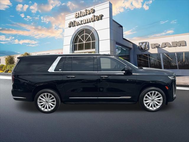 2024 Cadillac Escalade ESV 4WD Luxury
