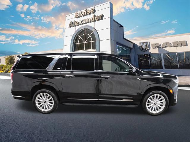 2024 Cadillac Escalade ESV 4WD Luxury