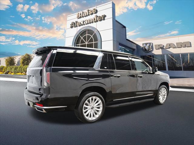 2024 Cadillac Escalade ESV 4WD Luxury
